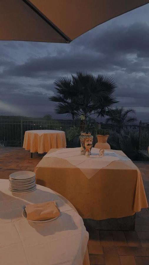 Villa Casina Dell'Etna 라갈나 외부 사진
