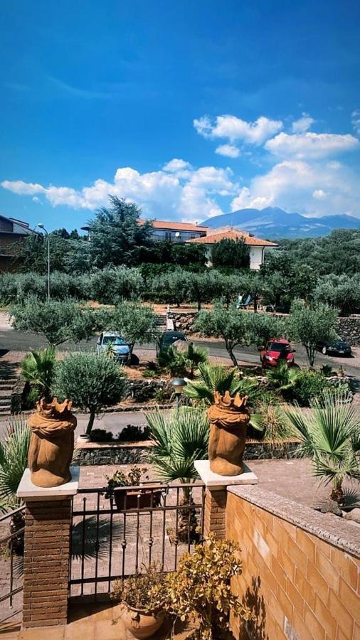 Villa Casina Dell'Etna 라갈나 외부 사진